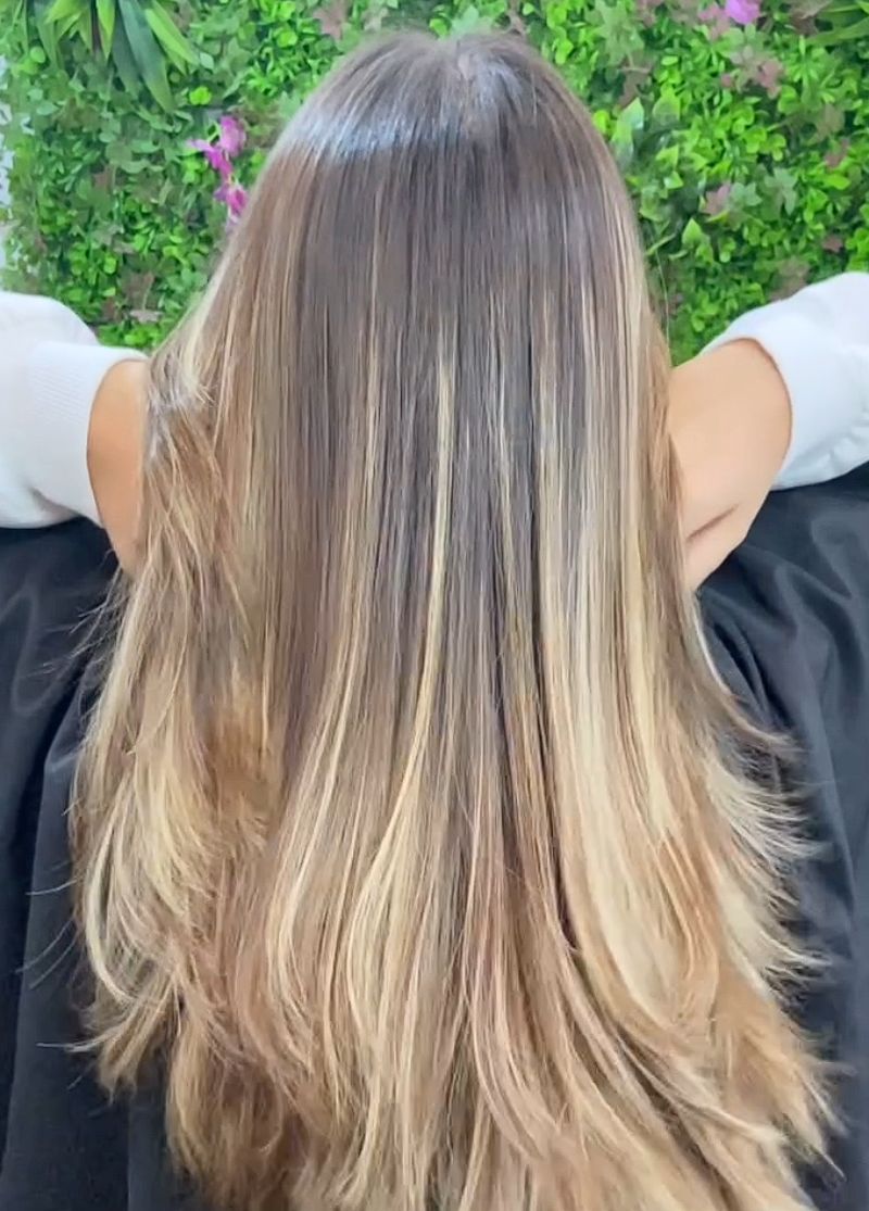 Cabelo comprido liso Cabelo comprido liso